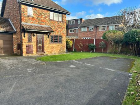 3 bedroom detached house to rent - Photo 5