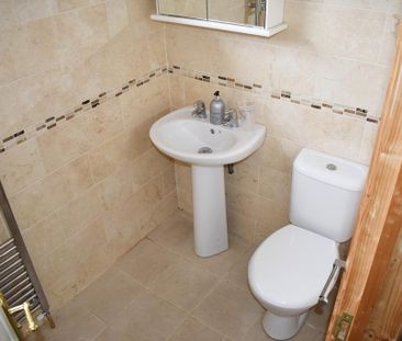 1 bedroom semi-detached house to rent - Photo 5