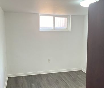 For Lease - 215 Browndale Crescent Unit# Bsmt, Richmond Hill, Ontario - Photo 6