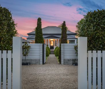 Three bedrooms + Sleepout - Cambridge - Photo 2