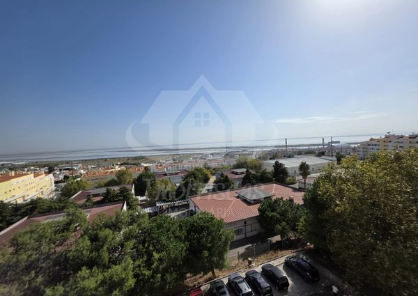 Apartamento T4 em Lisboa