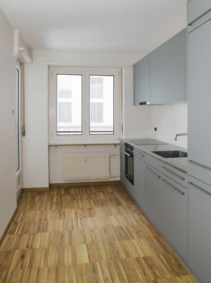 Charmante, sanierte 2-Zimmerwohnung - mitten in Basel - Photo 1