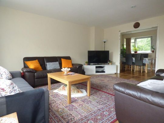4 bedroom terraced house to rent - Photo 1