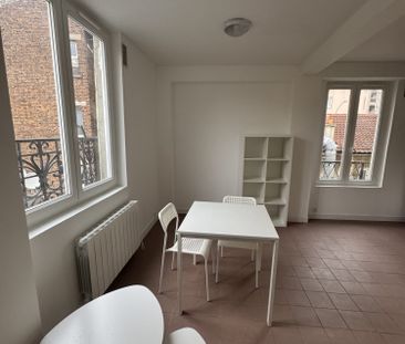 Location Appartement 2 pièces 32m² GENTILLY 94250 - Photo 2