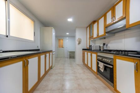 Beautiful room with balcony in Arrancapins - Photo 2