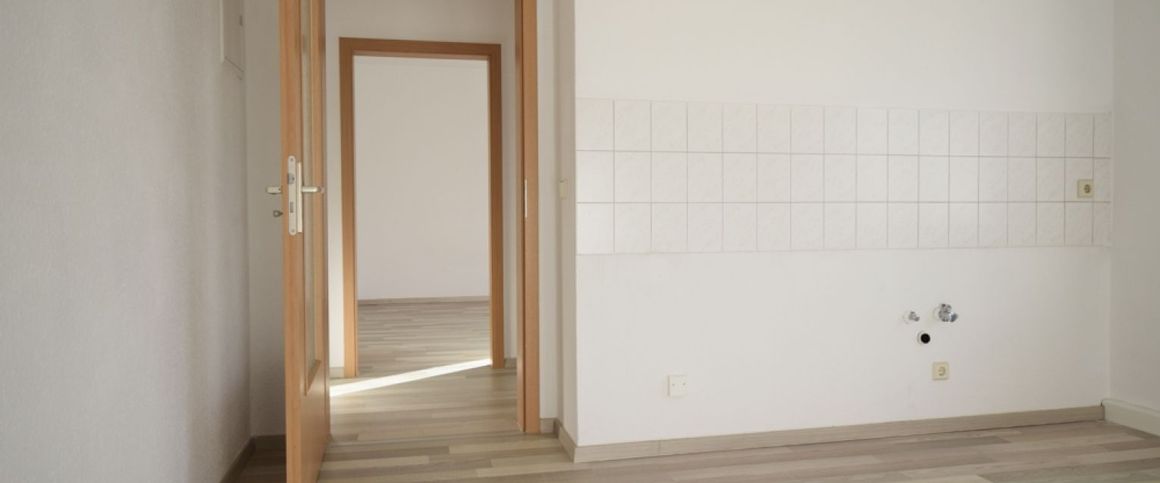 1-Raum Apartment • Laminat • Tageslichtbad mit Dusche • Stellplatz • Kaßberg • Anschauen & Mieten - Foto 1