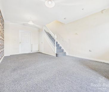 2 bedroom terraced house to rent - Photo 2