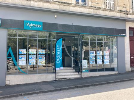 Location Appartement 1 pièce 29m² FONTENAY LE COMTE 85200 - Photo 4