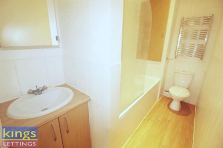 1 bedroom apartment to rent - Photo 4