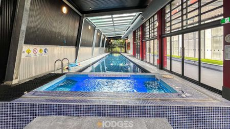 Modern 2 Bedroom Apartment in Prime Location - Photo 3