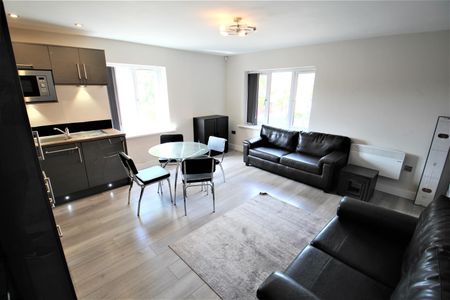 Hartisca Residence, Hartwell Road, Hyde Park, LS6 1RY, Leeds - Photo 2