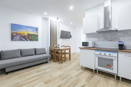 Avinguda de Sant Josep de la Muntanya, Valencia, Valencian Community 46008 - Photo 3