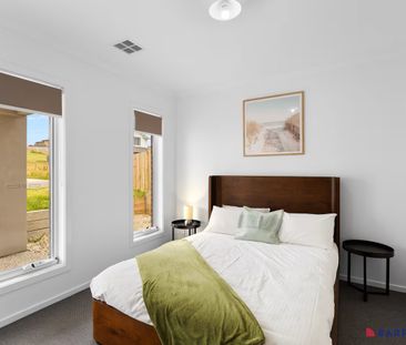 Coastal Luxury Meets Family-Sized Living – Near-New Double-Storey S... - Photo 5