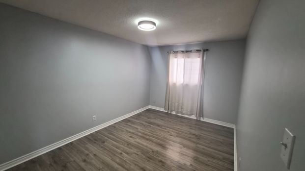 For Lease - 48 Porritt Street Unit# Upper, Barrie, Ontario - Photo 1