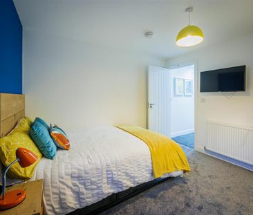 5 bedroom terraced house to rent - Photo 5