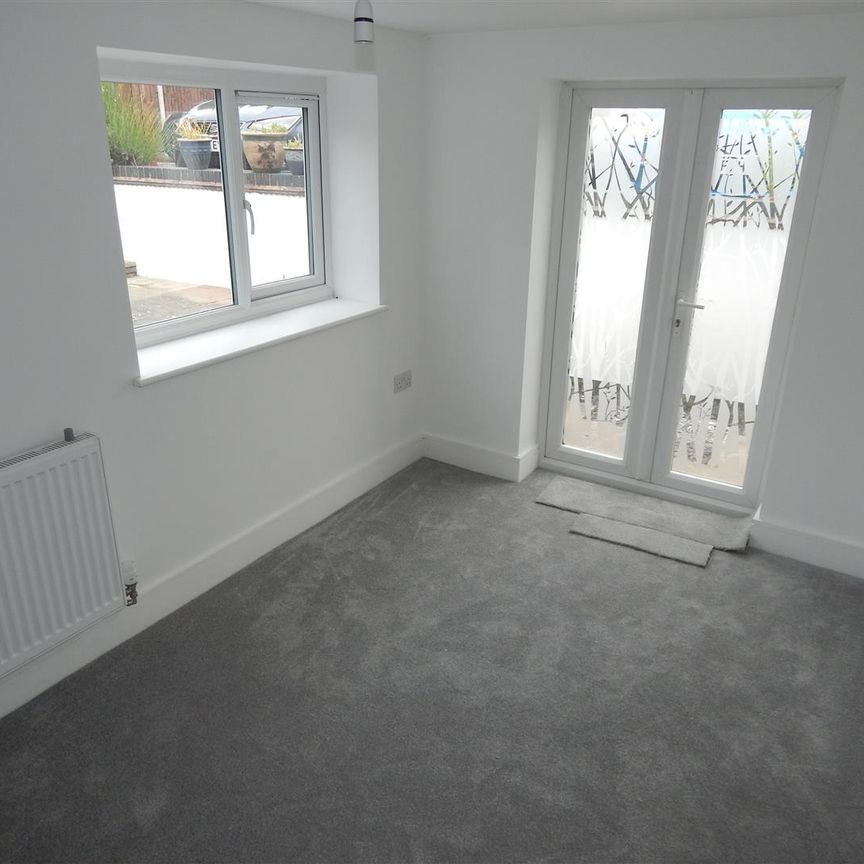 Marble Alley, Studley - Photo 1