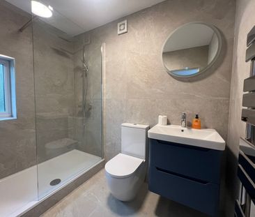 2 Bed Maisonette, Bakers End, SW20 - Photo 4