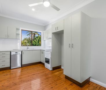106 Joffre Street, Wynnum QLD 4178 - House For Rent | Domain - Photo 6