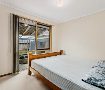 2 Bed, 1 Bath - Photo 5