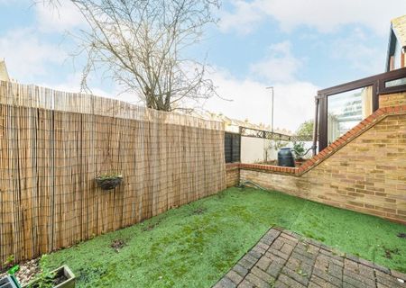 Trinity Road, SW19 8QT, London - Photo 5