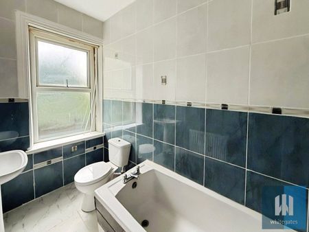 Blackhouse Road, Fartown, Huddersfield, HD2 - Photo 2