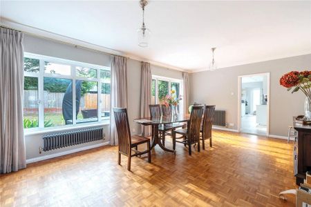 5 bedroom detached house to rent - Photo 4