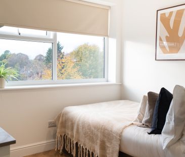 Apt 8, Portland Place - Photo 4