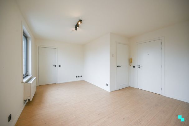 Volledig gerenoveerd éénslaapkamerappartement - Photo 1