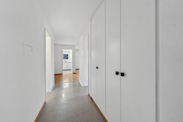 Rent a 3 ½ rooms apartment in Ebikon - Photo 1