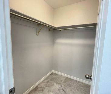 For Lease - 5965 Crimson Drive Unit# UPPER LEVEL, Niagara Falls, On... - Photo 6