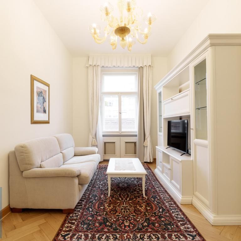 Pronájem bytu 4+kk 121 m2 - Фото 1