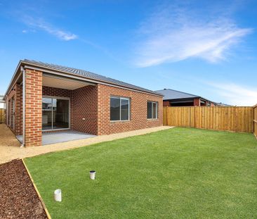 Family Home! - Photo 3