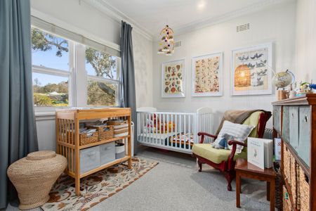 Charming Family Home with Retro Character in Yass - Photo 3