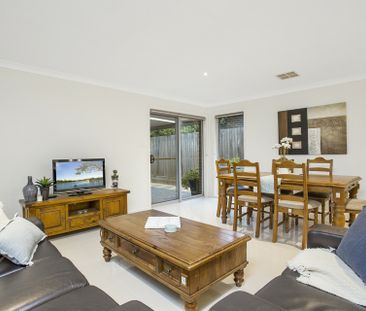 Four bedroom family home - Photo 4