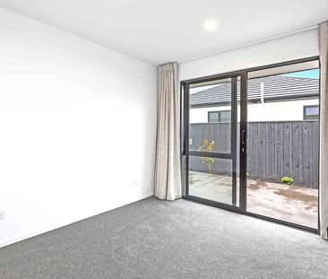 Fresh Three Bedroom In Rolleston! - Photo 3