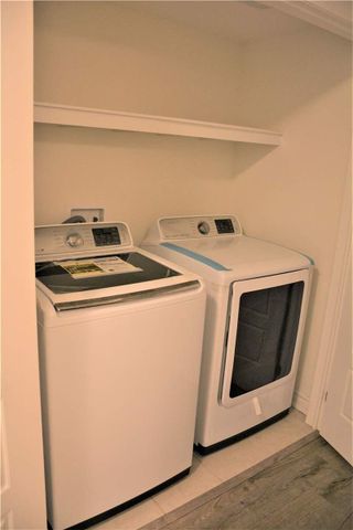 For Lease - 944 Balsam Court, Milton, Ontario - Photo 3