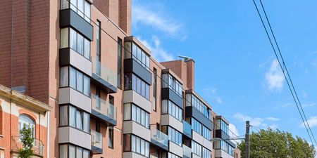 Appartement te huur in Jette voor € 990 met 1 slaapkamer - Photo 5