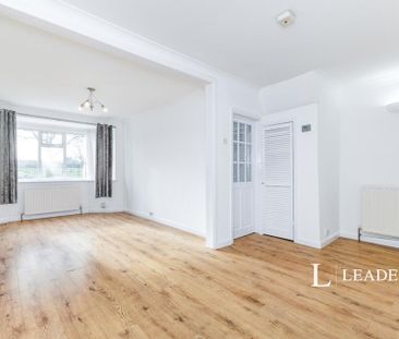 3 bedroom semi-detached house to rent - Photo 1