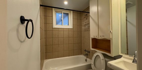 For Lease - 29 Wellington Street Unit# Bsmt, Oshawa, Ontario - Photo 2