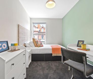 5 bedroom terraced house to rent - Photo 4