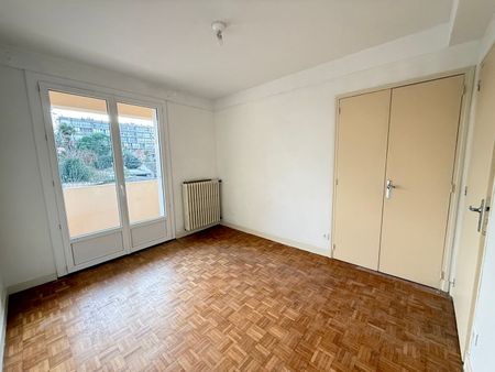 Location Appartement 4 pièces 91m² - Photo 4