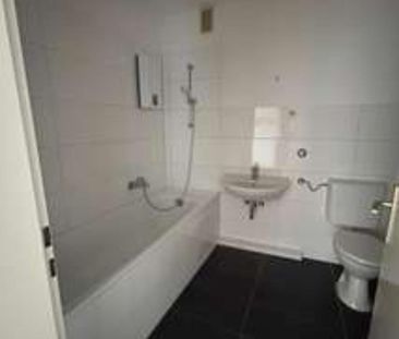 *2 Monate Kaltmiete frei* Ansprechende Dachgeschosswohnung in ruhig... - Photo 1