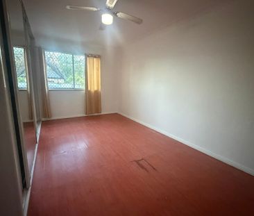 Comfortable Family Living in Guildford West - Photo 6