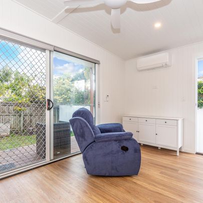 Fully Furnished - Private & Move-In Ready! - Photo 1