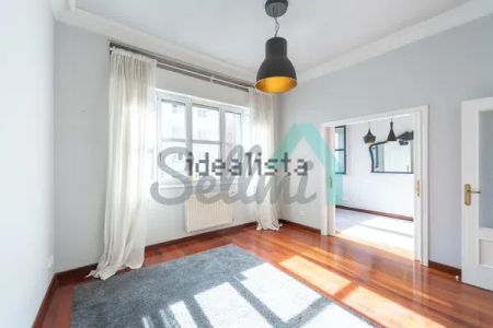 Alquiler de piso en Calle Rosal - Photo 2