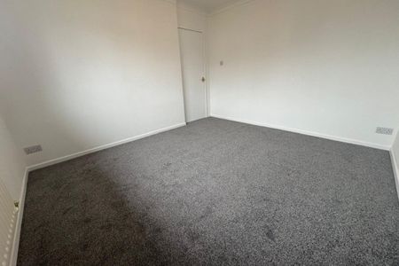 St Andrews Green, KIDDERMINSTER - Photo 5