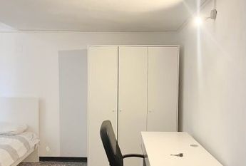 genoa, Liguria 16124