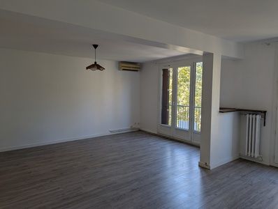 Location Appartement 4 pièces 71m² MARTIGUES 13500 - Photo 1