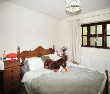 4 bedroom detached house to rent - Photo 5