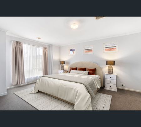 68 Beethoven Drive, Narre Warren South, Vic 3805 - Photo 2